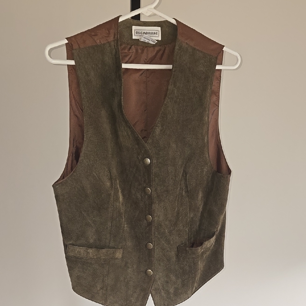 Vintage Women's Brown Leather Vest Size: Medium